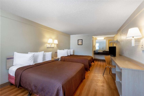 Travelodge by Wyndham Essington / Philadelphia Airport image 22