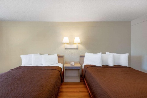 Travelodge by Wyndham Essington / Philadelphia Airport image 24