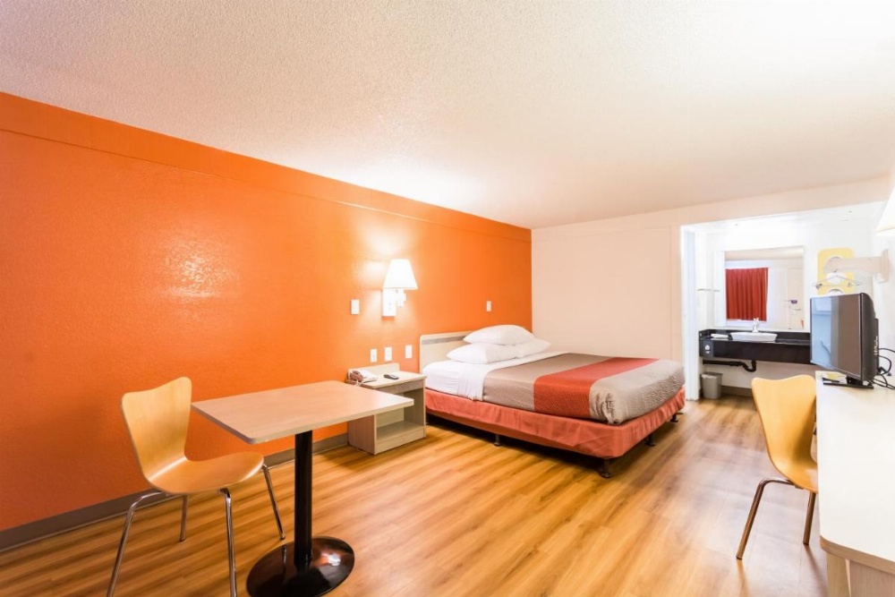 Travelodge by Wyndham Essington / Philadelphia Airport Image 48