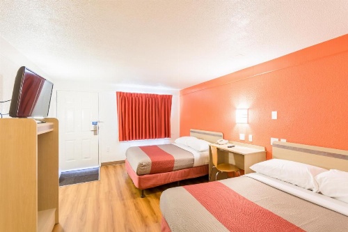 Travelodge by Wyndham Essington / Philadelphia Airport image 5